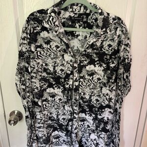 INC International Concepts Black and White Floral Top